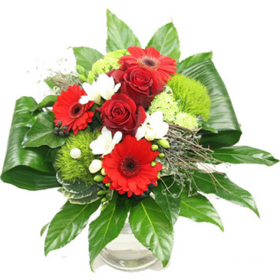 Sizzling red bouquet
